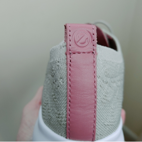 COLE HAAN ZERØGRAND STITCHLITE WINGTIP OXFORD SNEAKER, GRAYISH TAUPE 9.5B - Picture 13 of 14